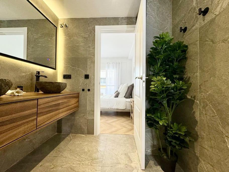 4Bd Central Soho Luxe Retreat Terrace 2Bh & Ac Màlaga Exteriér fotografie